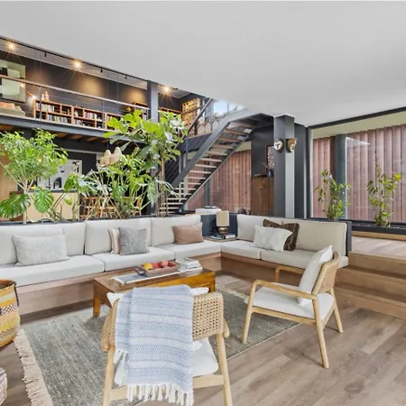 Olive - Design Retreat By The Lagoon