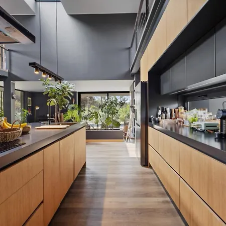 Olive - Design Retreat By The Lagoon